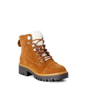 Time and Tru Hiker Faux Fur Boots W/ Memory Foam